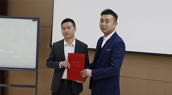 頭條！總經理親自頒發聘書，科恩電器商學院迎來新校長！