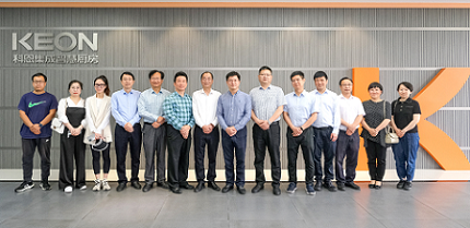 市委常委、統(tǒng)戰(zhàn)部長(zhǎng)及嵊紹政協(xié)委員一行領(lǐng)導(dǎo)蒞臨科恩電器考察指導(dǎo)！